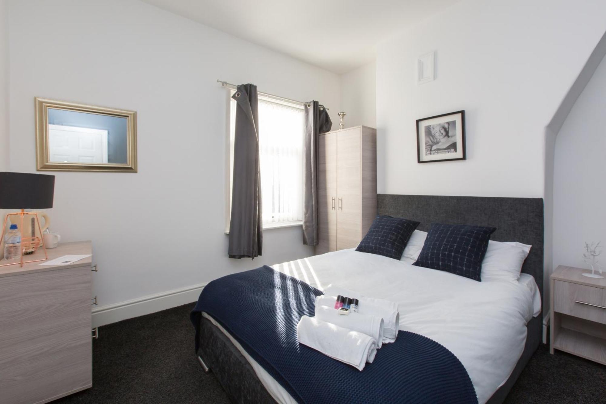 Townhouse @ Corporation Street Stoke Bed and Breakfast Δωμάτιο φωτογραφία